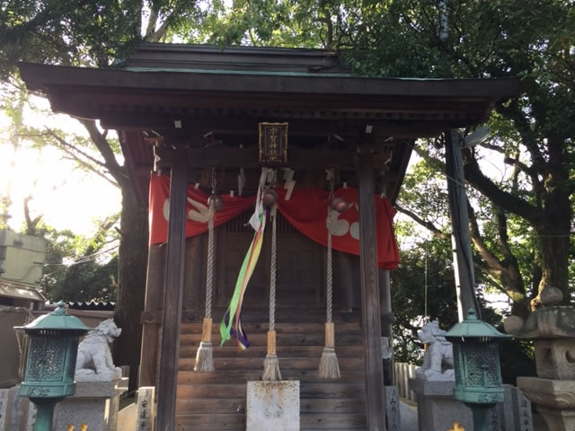 愛宕神社の末社である「宇賀神社」