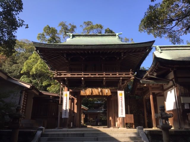 志賀海神社の楼門