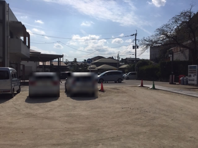 春日神社の駐車場