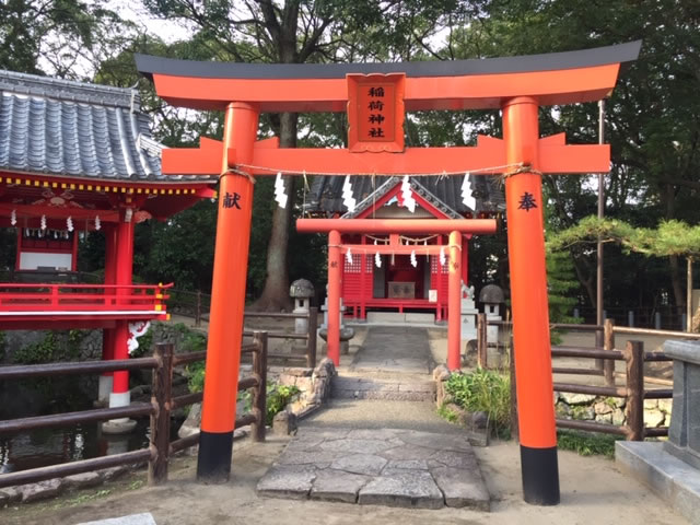 稲荷神社と厳島社