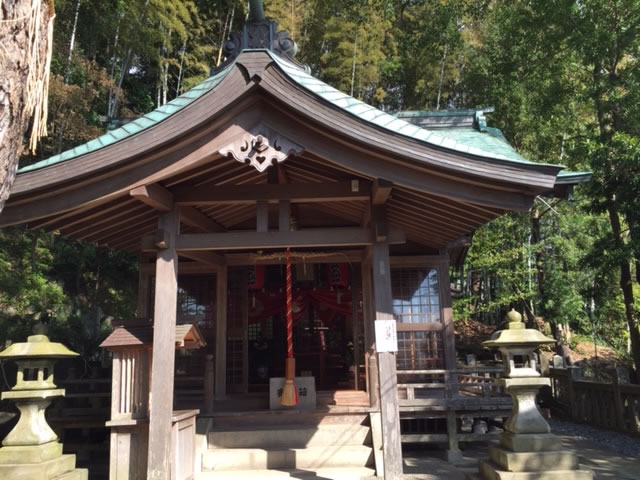 玉園稲荷神社の社殿